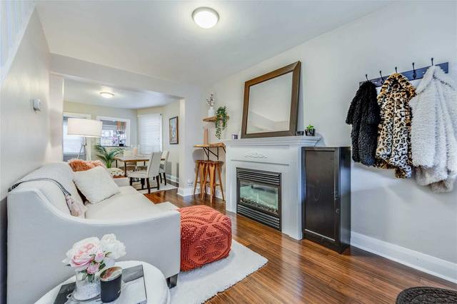 10 Chatham Ave, House semidetached with 2 bedrooms, 2 bathrooms and 1 parking in Toronto ON | Image 28