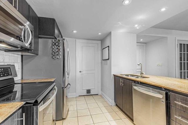 602 - 2737 Keele St, Condo with 2 bedrooms, 2 bathrooms and 1 parking in Toronto ON | Image 21