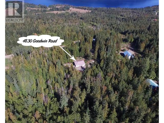 4830 Goodwin Road, House detached with 3 bedrooms, 2 bathrooms and 20 parking in Columbia Shuswap C BC | Image 2