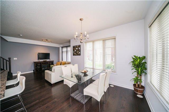 60 - 636 Evans Ave, Townhouse with 3 bedrooms, 3 bathrooms and 2 parking in Toronto ON | Image 3