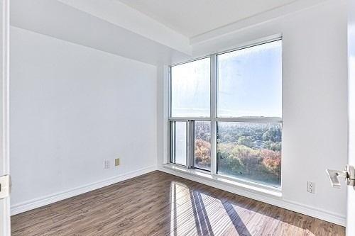 2009 - 60 Town Centre Crt, Condo with 2 bedrooms, 1 bathrooms and 1 parking in Toronto ON | Image 5