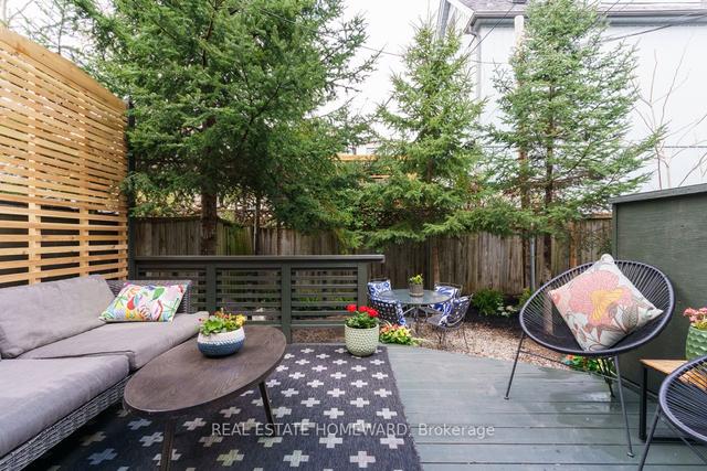 152 Simpson Ave, House detached with 4 bedrooms, 4 bathrooms and 0 parking in Toronto ON | Image 30