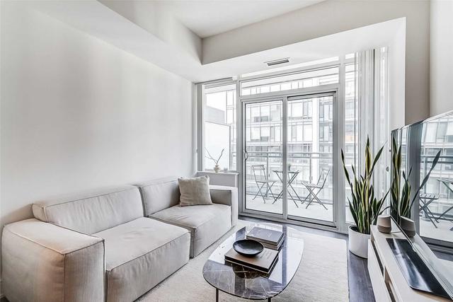 1832 - 525 Adelaide St W, Condo with 1 bedrooms, 2 bathrooms and 1 parking in Toronto ON | Image 8