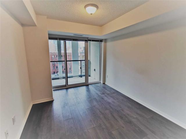 808 - 400 Adelaide St E, Condo with 1 bedrooms, 2 bathrooms and 0 parking in Toronto ON | Image 18