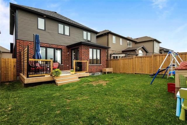 18 Sparrow Cres, House detached with 3 bedrooms, 3 bathrooms and 4 parking in Grand Valley ON | Image 37