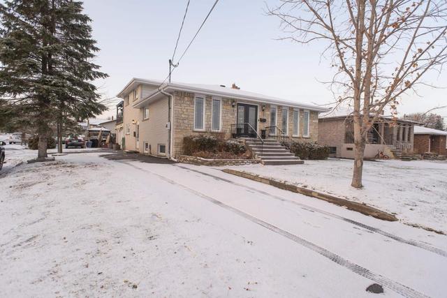260 Regina Ave, House detached with 5 bedrooms, 3 bathrooms and null parking in Thunder Bay ON | Card Image