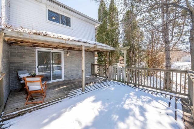 321a Mayview Cres, House semidetached with 3 bedrooms, 2 bathrooms and 3 parking in Waterloo ON | Image 30