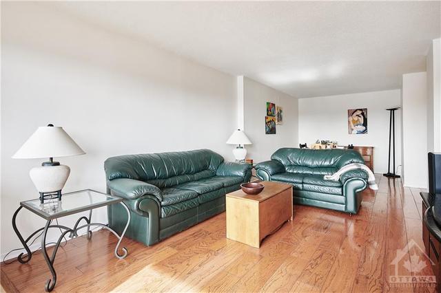 40 Landry Street, Condo with 2 bedrooms, 1 bathrooms and 1 parking in Ottawa ON | Image 10