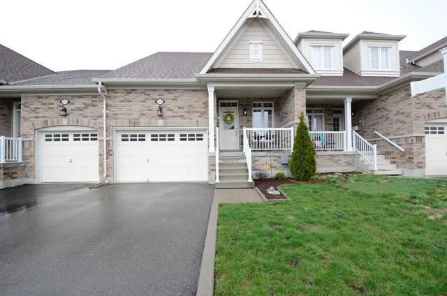 24 Deacon Cres, House attached with 3 bedrooms, 2 bathrooms and 2 parking in Kawartha Lakes ON | Image 1