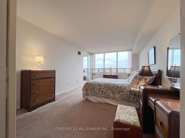 511 - 320 Mill St S, Condo with 2 bedrooms, 2 bathrooms and 1 parking in Brampton ON | Image 3