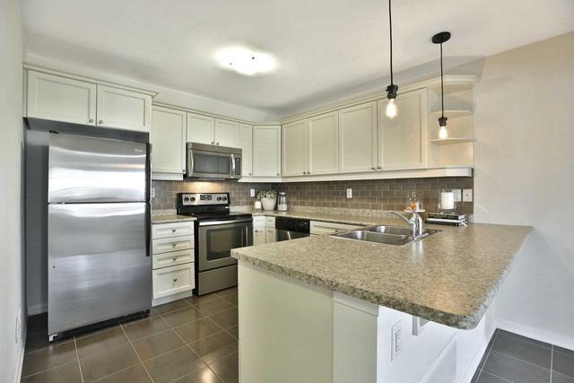 95 Dredge Crt, House attached with 2 bedrooms, 3 bathrooms and 1 parking in Milton ON | Image 10