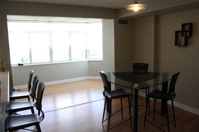 1002 - 300 Webb Dr S, Condo with 2 bedrooms, 2 bathrooms and 2 parking in Mississauga ON | Image 3