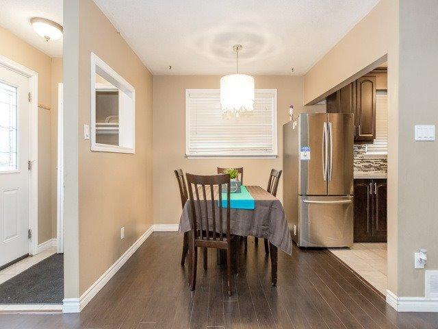 69 Newstead Cres, House semidetached with 3 bedrooms, 3 bathrooms and 3 parking in Brampton ON | Image 5