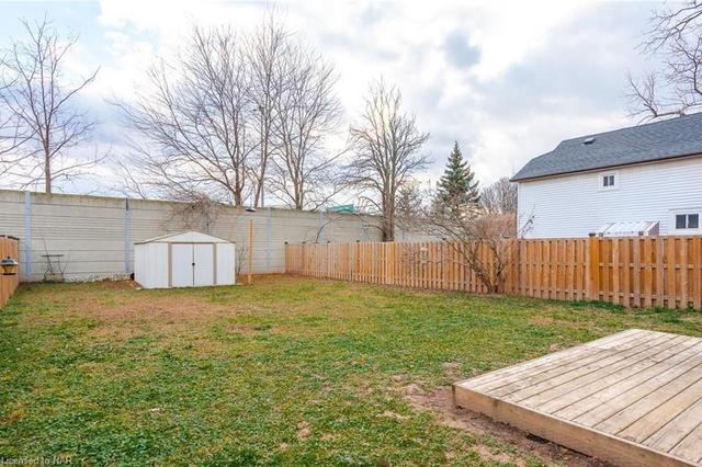 6464 Bellevue Street, House detached with 3 bedrooms, 3 bathrooms and 3 parking in Niagara Falls ON | Image 19