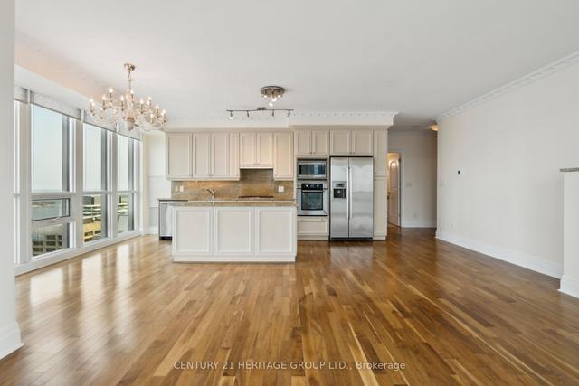 4203 - 16 Harbour St, Condo with 3 bedrooms, 2 bathrooms and 1 parking in Toronto ON | Image 39
