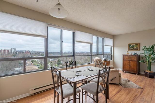 902 - 135 Baseline Road W, House attached with 2 bedrooms, 1 bathrooms and 1 parking in London ON | Image 4