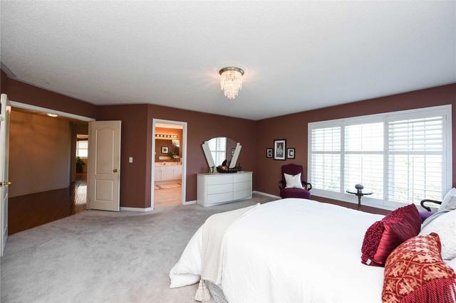 13 Crocker Dr, House detached with 5 bedrooms, 4 bathrooms and 6 parking in Brampton ON | Image 17