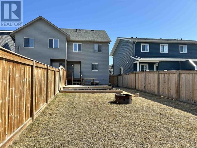 9004 74 Street, House attached with 3 bedrooms, 4 bathrooms and null parking in Fort St. John BC | Image 40