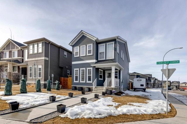 30 Evanscrest Common Nw, House detached with 4 bedrooms, 3 bathrooms and 4 parking in Calgary AB | Image 8