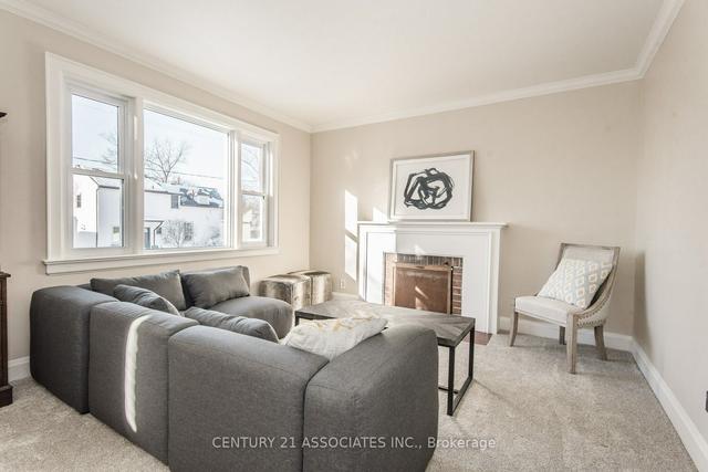 37 Lowell St N, House detached with 3 bedrooms, 2 bathrooms and 4 parking in Cambridge ON | Image 9