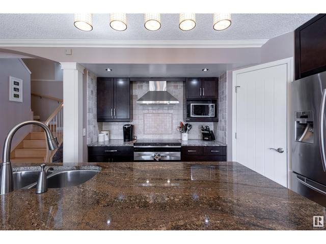 17224 113a St Nw, House detached with 4 bedrooms, 3 bathrooms and 4 parking in Edmonton AB | Image 8