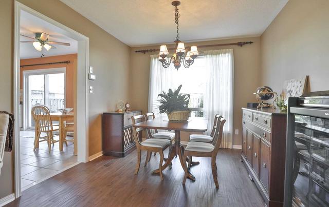 1521 Swann Cres, House detached with 3 bedrooms, 2 bathrooms and 2 parking in Milton ON | Image 28