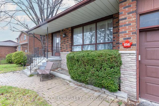656 Sheppard Ave, House detached with 4 bedrooms, 2 bathrooms and 8 parking in Pickering ON | Image 23