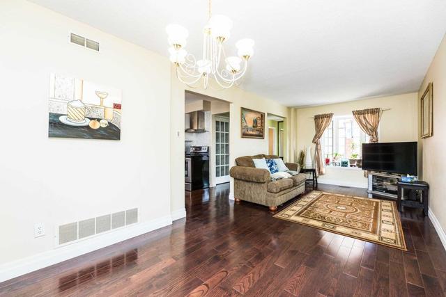 55 Mcgraw Ave, House detached with 3 bedrooms, 3 bathrooms and 4 parking in Brampton ON | Image 11