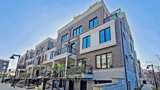 3 - 130 Long Branch Ave, Townhouse with 3 bedrooms, 3 bathrooms and 1 parking in Toronto ON | Image 12