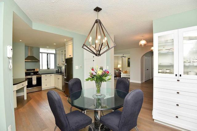 807 - 5250 Lakeshore Rd, Condo with 2 bedrooms, 2 bathrooms and 1 parking in Burlington ON | Image 2