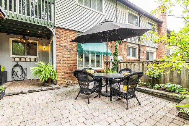 6 - 1572 Kerns Rd, Townhouse with 3 bedrooms, 3 bathrooms and 2 parking in Burlington ON | Image 32
