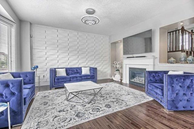 7 Peppermint Clse, House detached with 5 bedrooms, 5 bathrooms and 5 parking in Brampton ON | Image 11