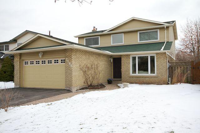 2188 Melissa Cres, House detached with 3 bedrooms, 3 bathrooms and null parking in Burlington ON | Image 1