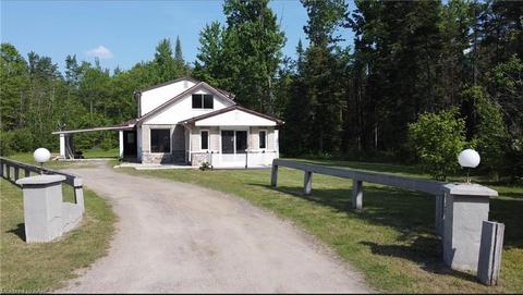 1230 Harlowe Road, House detached with 3 bedrooms, 1 bathrooms and 6 parking in North Frontenac ON | Card Image