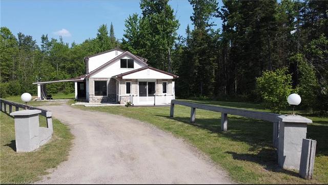 1230 Harlowe Road, House detached with 3 bedrooms, 1 bathrooms and 6 parking in North Frontenac ON | Image 1