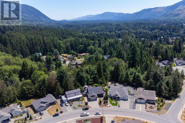 493 Mountain View Dr, House detached with 3 bedrooms, 2 bathrooms and 4 parking in Lake Cowichan BC | Image 38