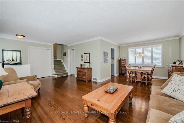 41 Campion Ave, House detached with 4 bedrooms, 2 bathrooms and 4 parking in Guelph ON | Image 20