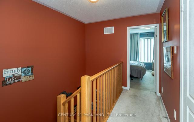12 - 18 Walter Dove Crt E, Townhouse with 2 bedrooms, 3 bathrooms and 2 parking in Aurora ON | Image 8