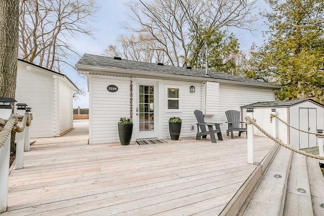2234 Tiny Beaches Rd S, House detached with 2 bedrooms, 1 bathrooms and 4 parking in Tiny ON | Image 1