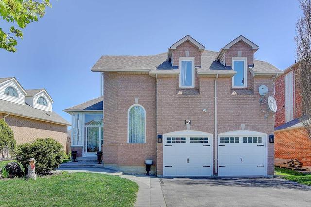99 Shaftsbury Ave, House detached with 4 bedrooms, 3 bathrooms and 6 parking in Richmond Hill ON | Image 1