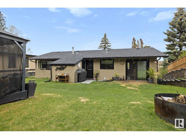 35 Manchester Dr, House detached with 4 bedrooms, 2 bathrooms and null parking in Edmonton AB | Image 42