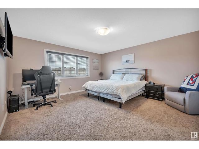 3817 52 St, House detached with 3 bedrooms, 3 bathrooms and null parking in Gibbons AB | Image 28