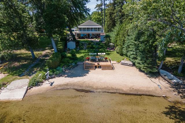 12 Goldrock Rd, House detached with 1 bedrooms, 2 bathrooms and 5 parking in Kawartha Lakes ON | Image 1