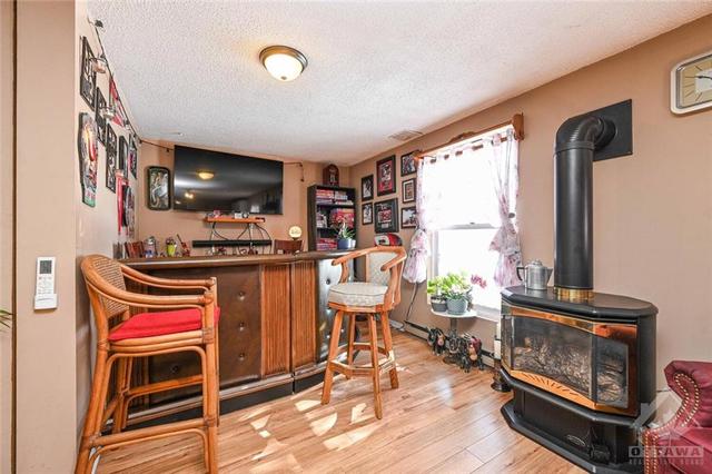 1671 County Rd 43 Road, House detached with 3 bedrooms, 2 bathrooms and 15 parking in North Grenville ON | Image 14