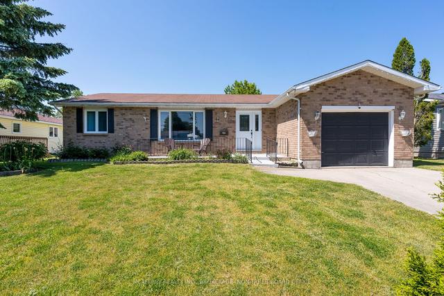 227 Cross St, House detached with 3 bedrooms, 2 bathrooms and 3 parking in Deseronto ON | Image 12