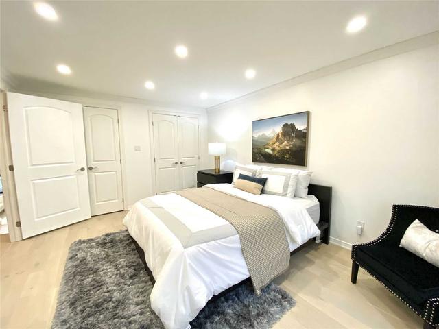 4216 Jefton Cres, House semidetached with 3 bedrooms, 3 bathrooms and 4 parking in Mississauga ON | Image 7