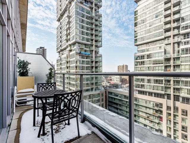 uph14 - 21 Nelson St, Condo with 1 bedrooms, 2 bathrooms and 1 parking in Toronto ON | Image 17