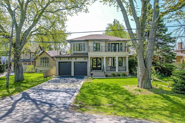 144 Bathgate Dr, House detached with 4 bedrooms, 5 bathrooms and 6 parking in Toronto ON | Image 1