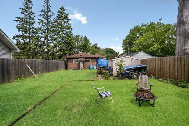 109 Darlingside Dr, House detached with 3 bedrooms, 2 bathrooms and 6 parking in Toronto ON | Image 20