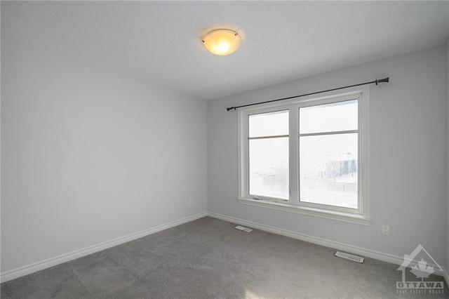 218 Chaperal Private, Townhouse with 2 bedrooms, 3 bathrooms and 2 parking in Ottawa ON | Image 12